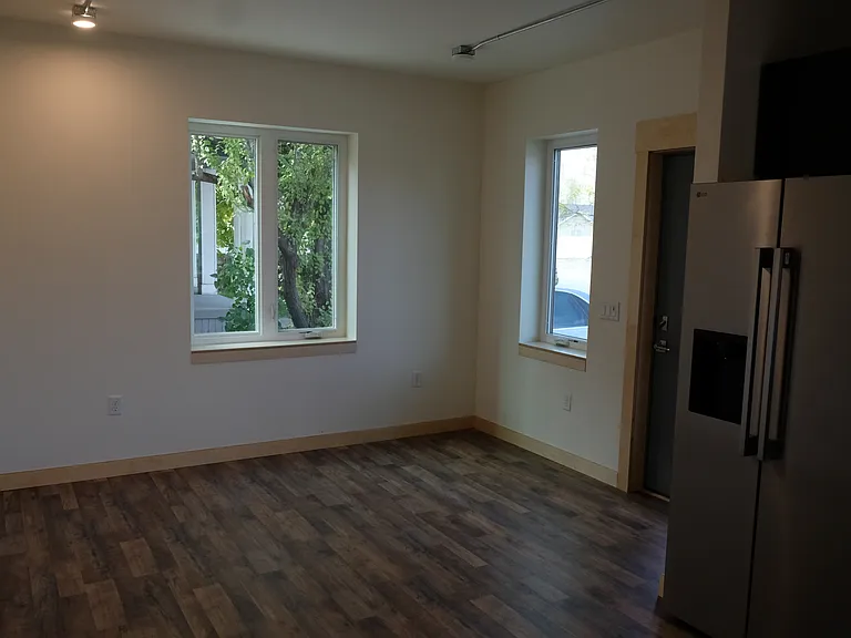 1029 W Pierpont Ave S #1 — Photo 1