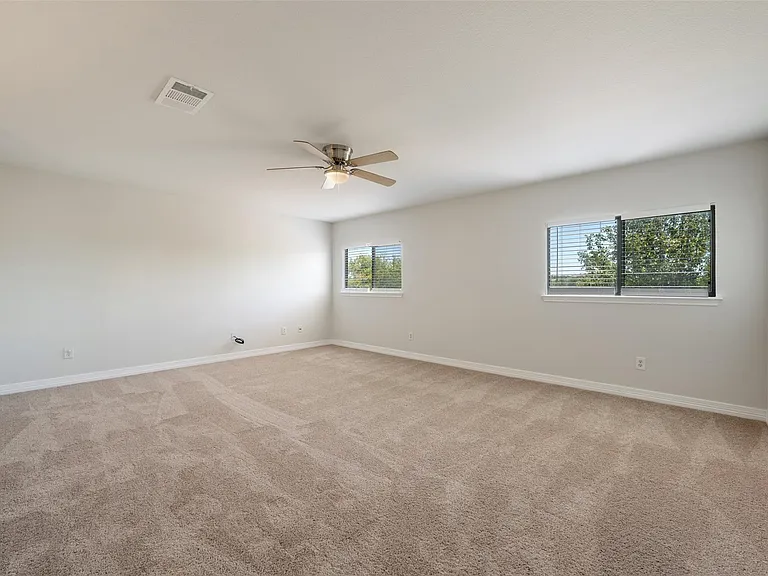 1814 Grassland Dr — Photo 14