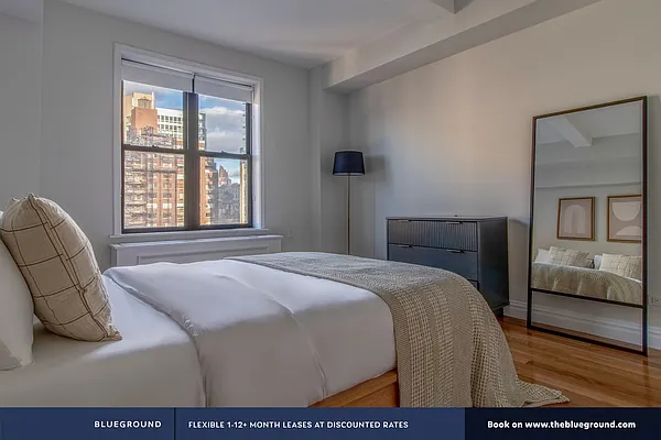 Rented by The Blueground | media 75