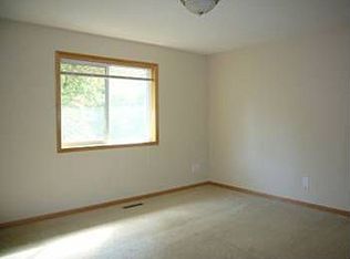 146 Oakmont Ln, Red Wing, MN 55066