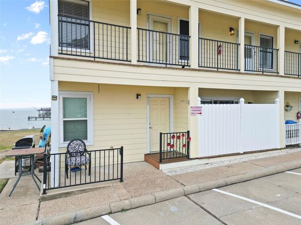 445 Carolcrest Ln APT 411, Livingston, TX 77351