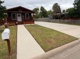 205 S Guerra Ave, Weslaco, TX 78596