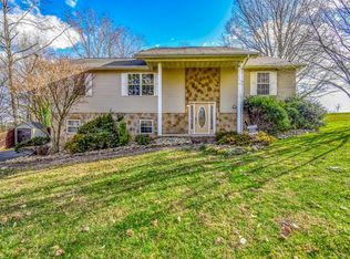 1930 Pine View Dr, New Market, TN 37820