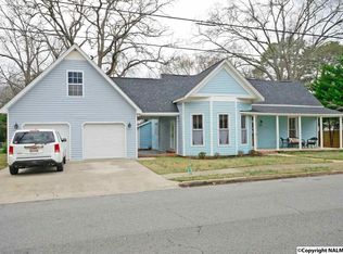 715 Barkley St SW, Hartselle, AL 35640
