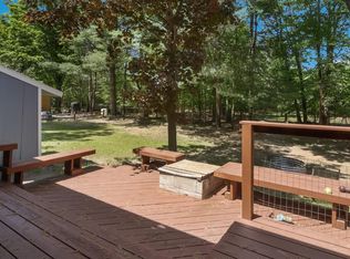 432 Oak Ridge Dr E, Traverse City, MI 49685