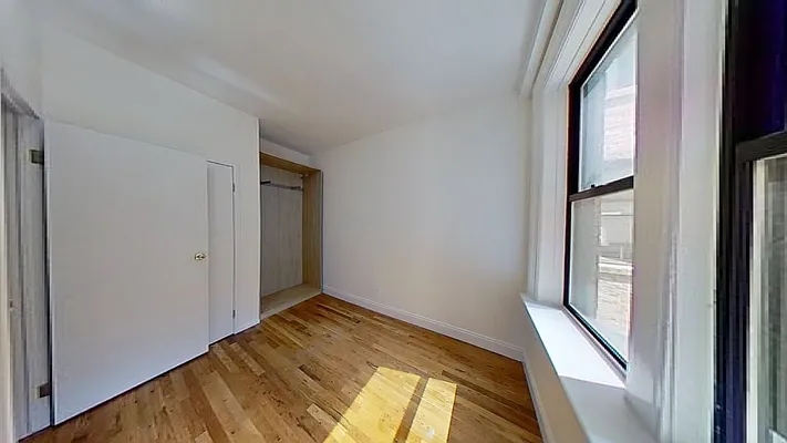 Rented by Bond New York | media 21