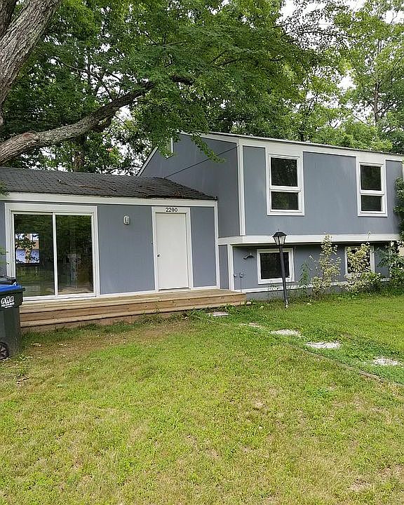 1st image of 2200 Cocquina Dr