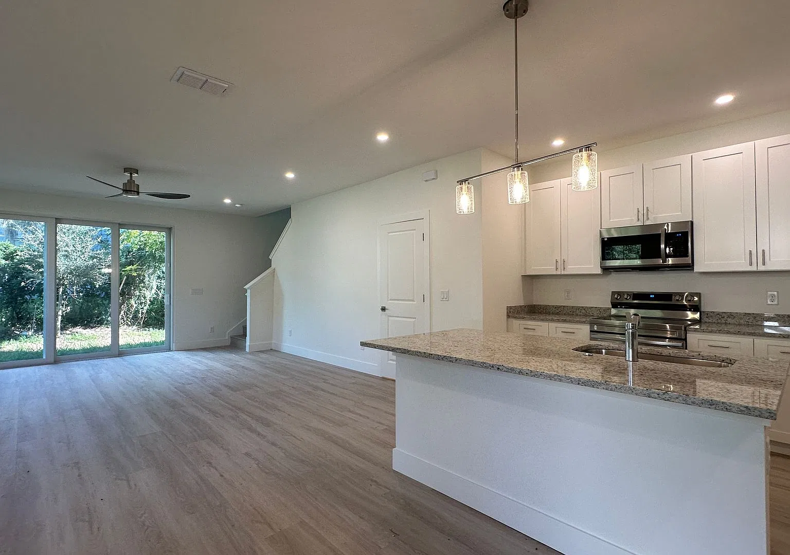 New Construction 4BR Townhome | Washer & Dryer Included — Photo 2