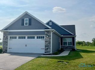 5008 Comstock Dr, Sylvania, OH 43560