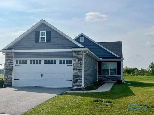 5008 Comstock Dr, Sylvania, OH 43560