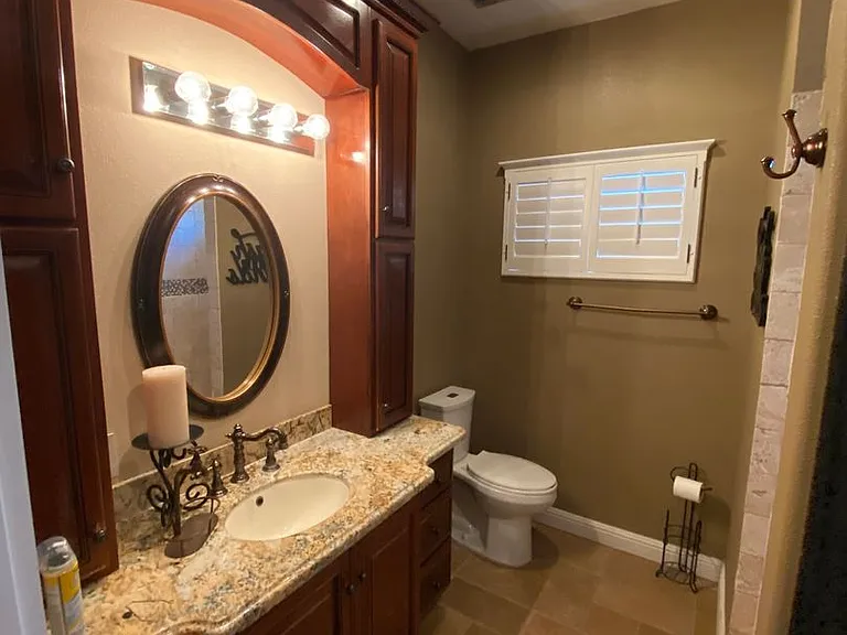 390 Burkett — Photo 25