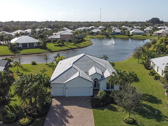 2nd image of 2575 Saint Lucia Cir