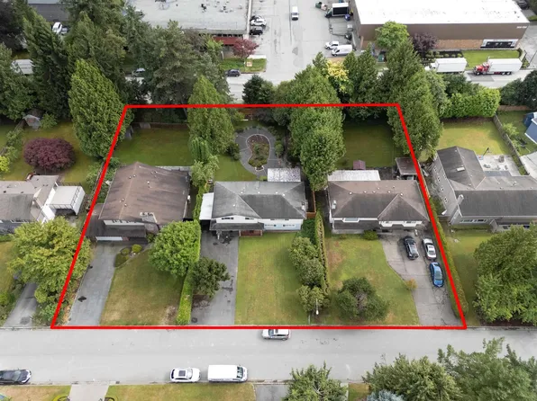 3863 Winlake Cres, Burnaby, BC V5A 2G6