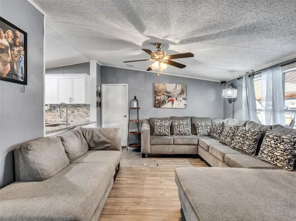 23881 Paper Wasp Ln, New Caney, TX 77357