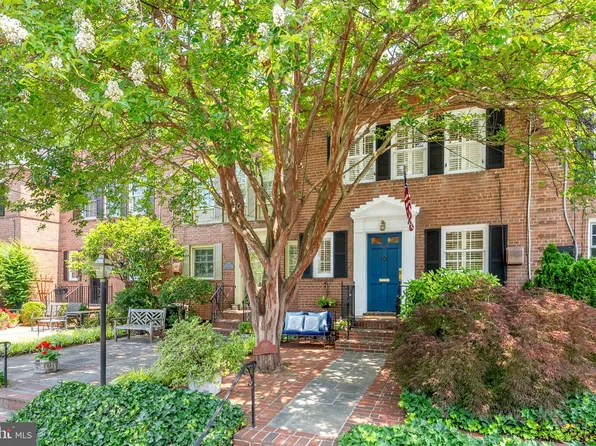 626 S Royal St, Alexandria, VA 22314