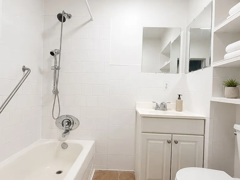 220 Gordon St #16 — Photo 7