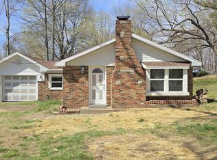 611 Jobes Ln, Evansville, IN 47712