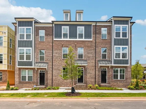 3106 Middle St, Charlotte, NC 28278