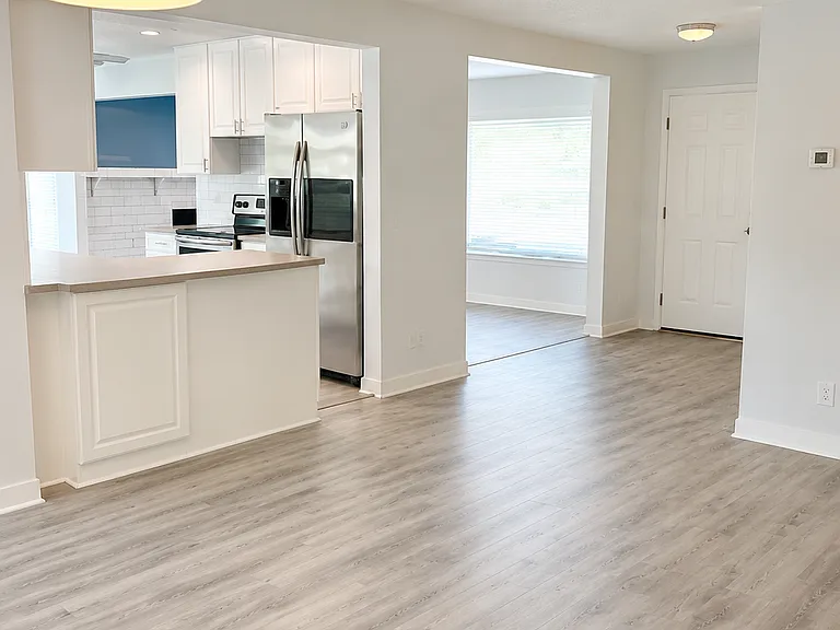 345 Gilbert Rd — Photo 5
