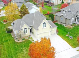 9424 N Cleveland Ave, Kansas City, MO 64156