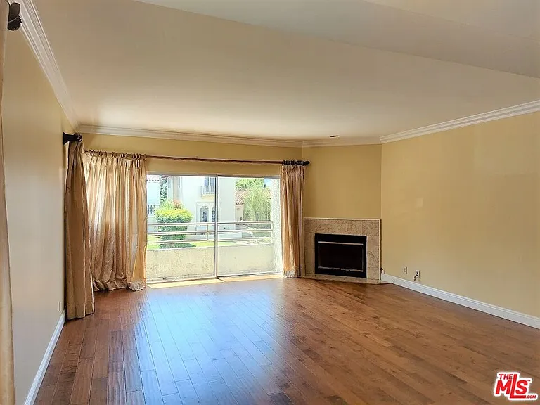 10475 Ashton Ave #201 — Photo 8