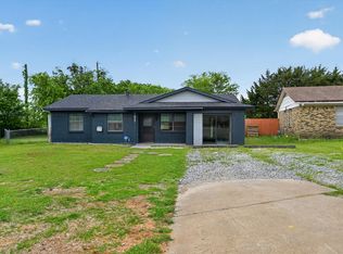 1220 McKinney St, Van Alstyne, TX 75495