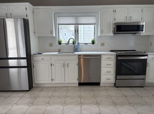 (Undisclosed Address), Newton, MA 02458