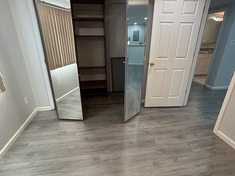 Susan Dr — Photo 3