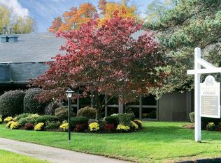 130 Nutmeg Ln APT 330, East Hartford, CT 06118