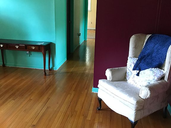 Original hardwood floors