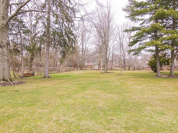 5th image of 39896 Calann Dr