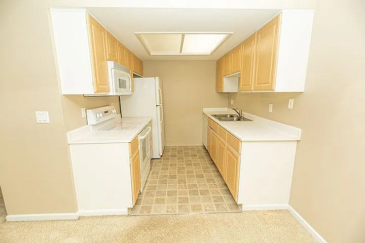 9370 SW 146th Ter #N4 — Photo 10