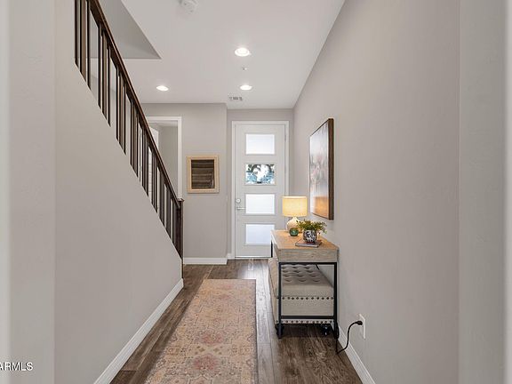 5th image of 2443 W GLORIA Lane