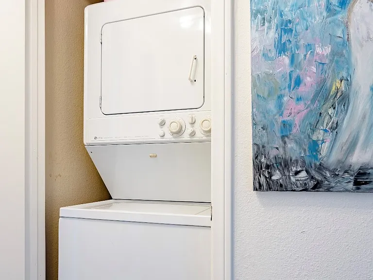 14245 Dickens St #107 — Photo 3