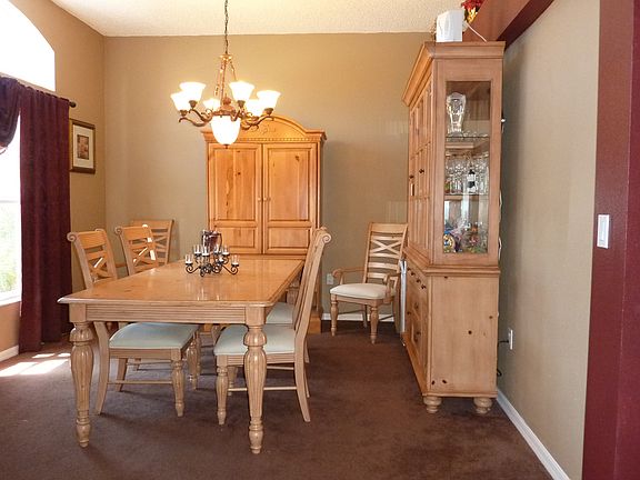 Formal Dining