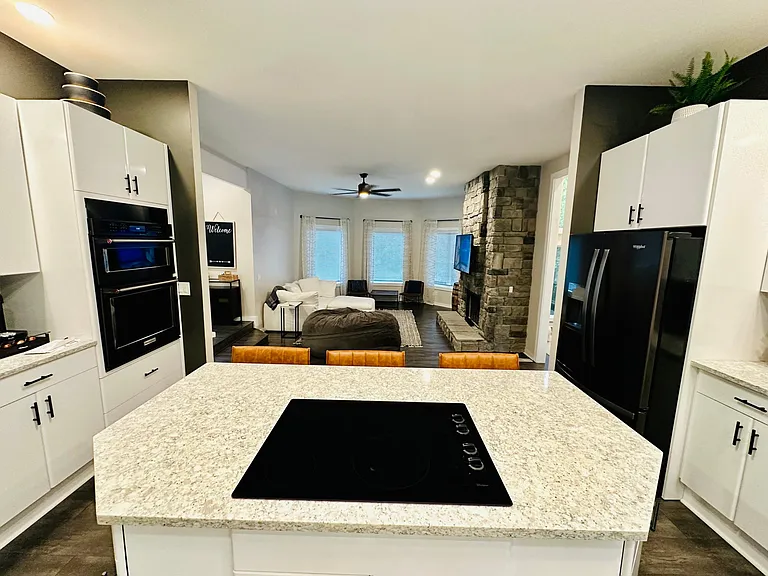 2607 Phoenix Hill Dr — Photo 6