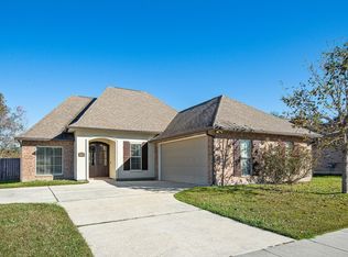 2387 Creek Hollow Ave, Zachary, LA 70791