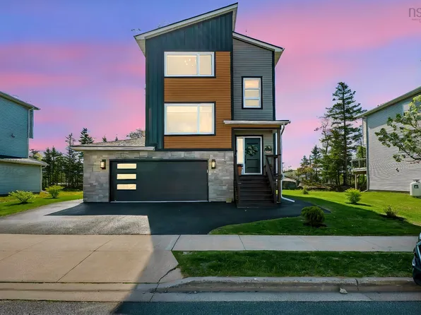 180 Lewis Dr, Halifax, NS B4B 1C5