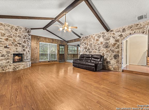 5th image of 8418 Brixton St