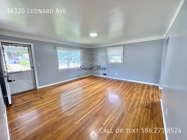 14320 Leonard Ave — Photo 3