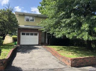 1 8th St, Englewood Cliffs, NJ 07632