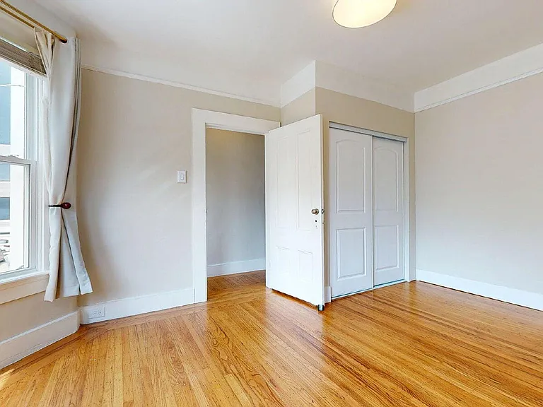 1412 Lyon St #A — Photo 2