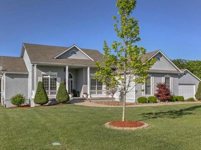 1505 Deer Run Rd, Oak Grove, MO, 64075