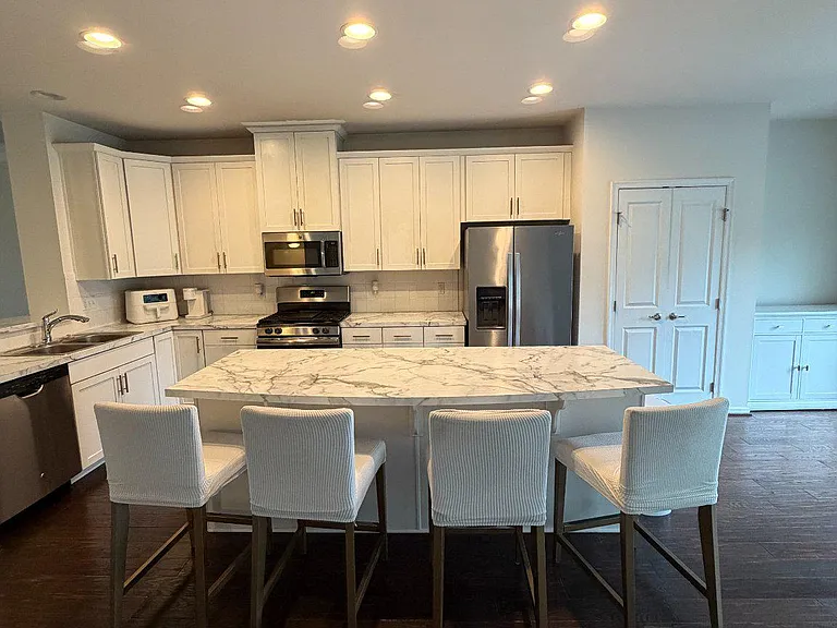 200 Iannelli Rd — Photo 17