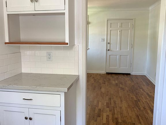 5th image of 227 N Cordova St #227