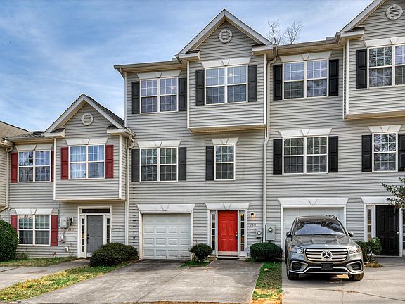 2nd image of 2817 Brickrun Way