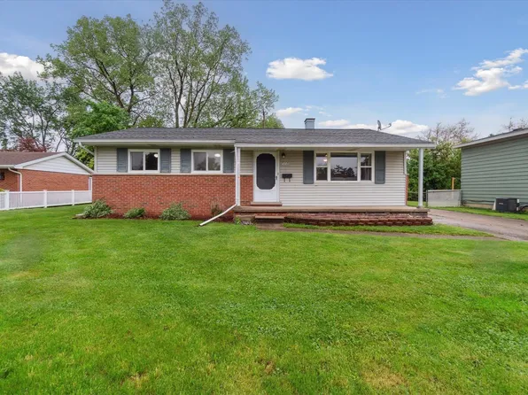 5371 Durwood Dr, Swartz Creek, MI 48473