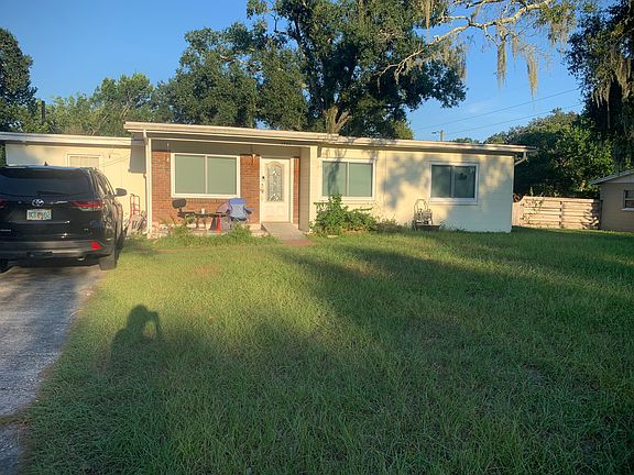 5th image of 8703 N Renfrew Pl