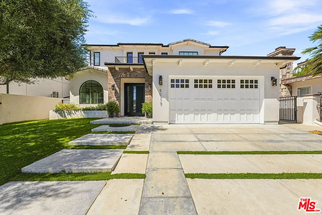 6 bed, 6.0 bath, 4274 sqft, $18,000 — Photo 1