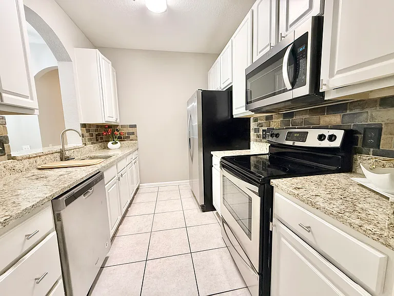 7123 Yacht Basin Ave #315 — Photo 9